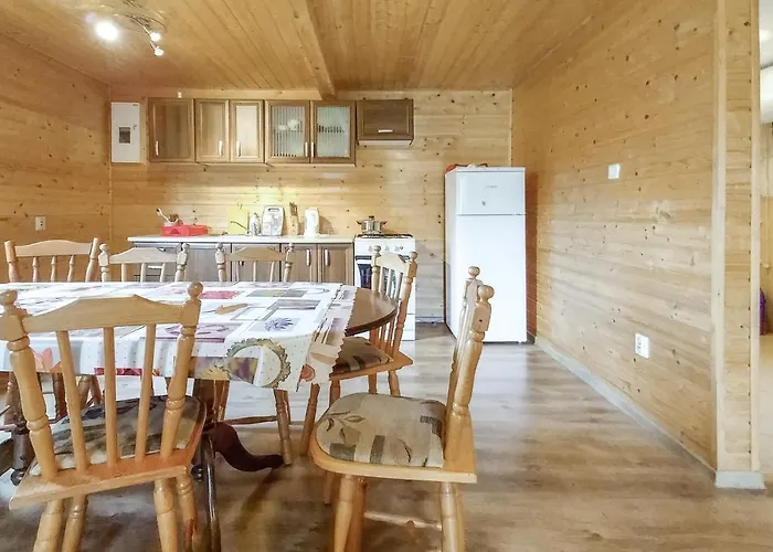 Four-bedroom In Semesterbostad Choczewo